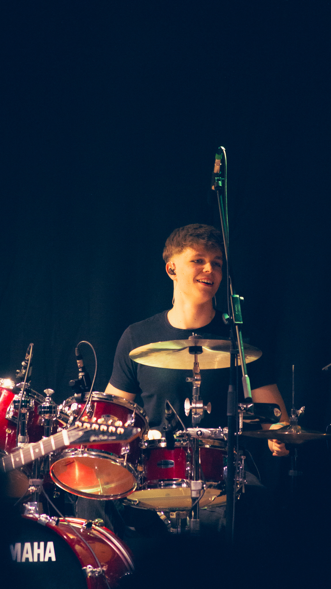 Samuel von DESIRENCE live am Schlagzeug